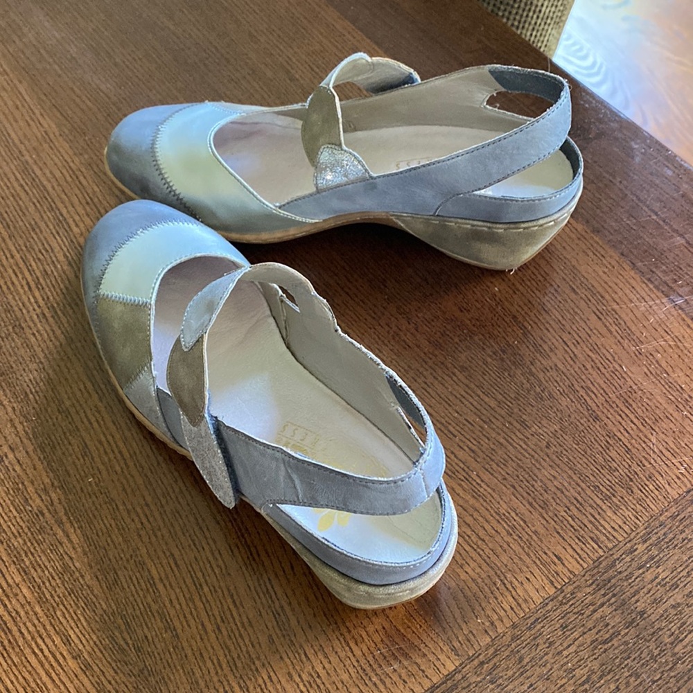 Rieker Women’s Leather MaryJanes w/Velcro closure; size 38; worn once